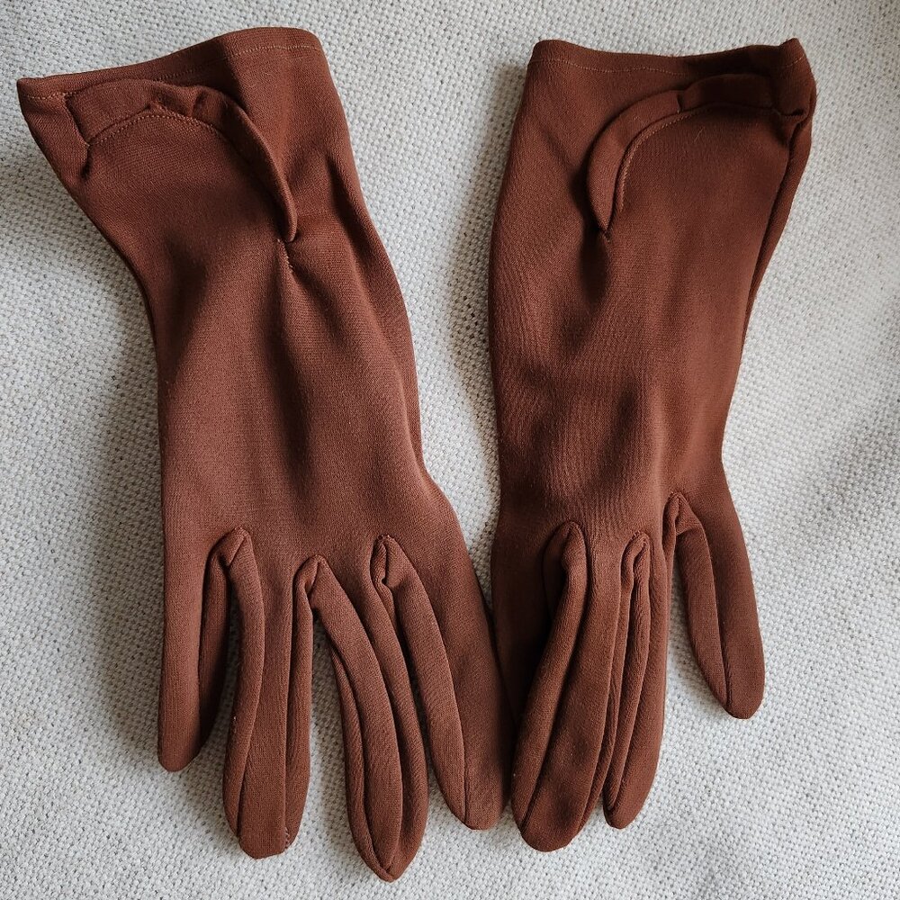 Vintage 1950s/60s Cacao Brown Nylon Gloves Made in Canada - Sz 7 1/2